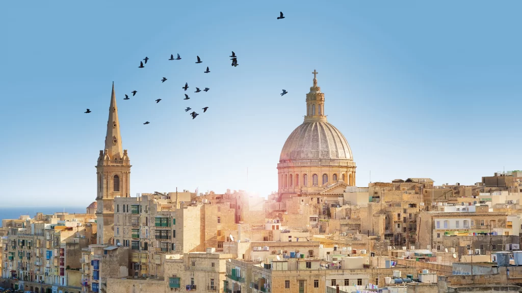 الإقامة الدائمة في مالطا : دليل شامل