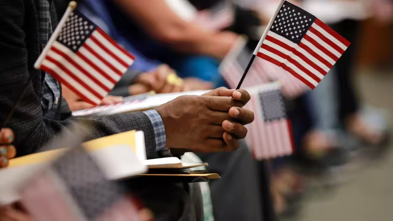 10 Reasons Why Are Americans Renouncing US Citizenship